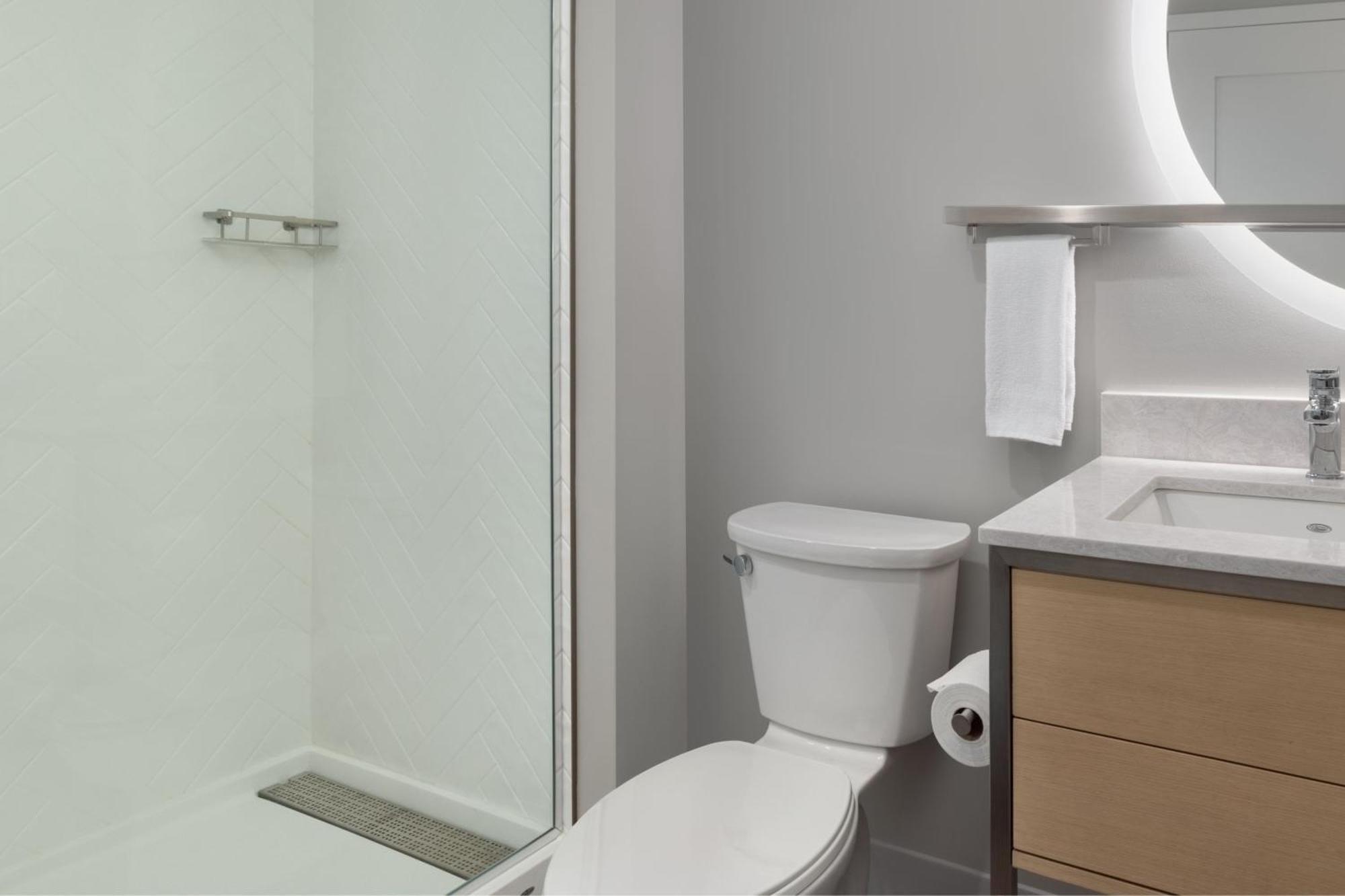 Towneplace Suites By Marriott Geneva At Spire Academy Eksteriør billede