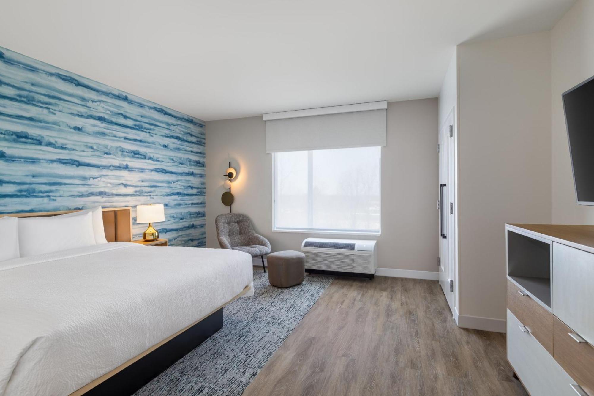 Towneplace Suites By Marriott Geneva At Spire Academy Eksteriør billede