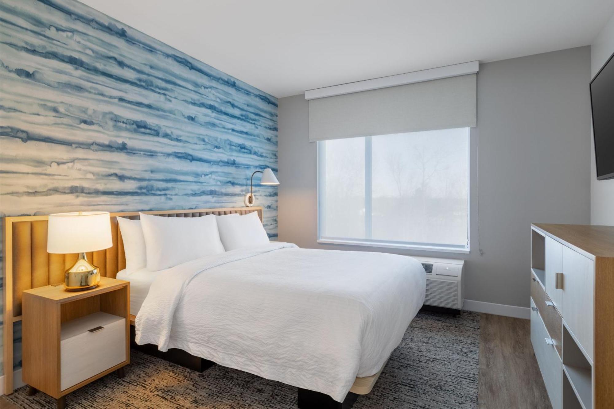 Towneplace Suites By Marriott Geneva At Spire Academy Eksteriør billede